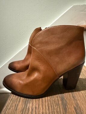 Vince Camuto cognac two toned booties